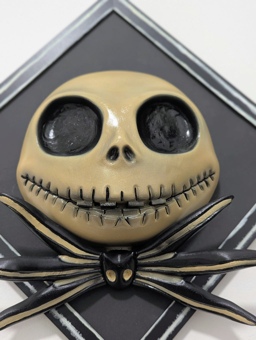 Scultura murale 3D di Jack Skellington | Arte ispirata a Nightmare Before Christmas | Decorazione gotica per la casa | Fatto a mano in Italia