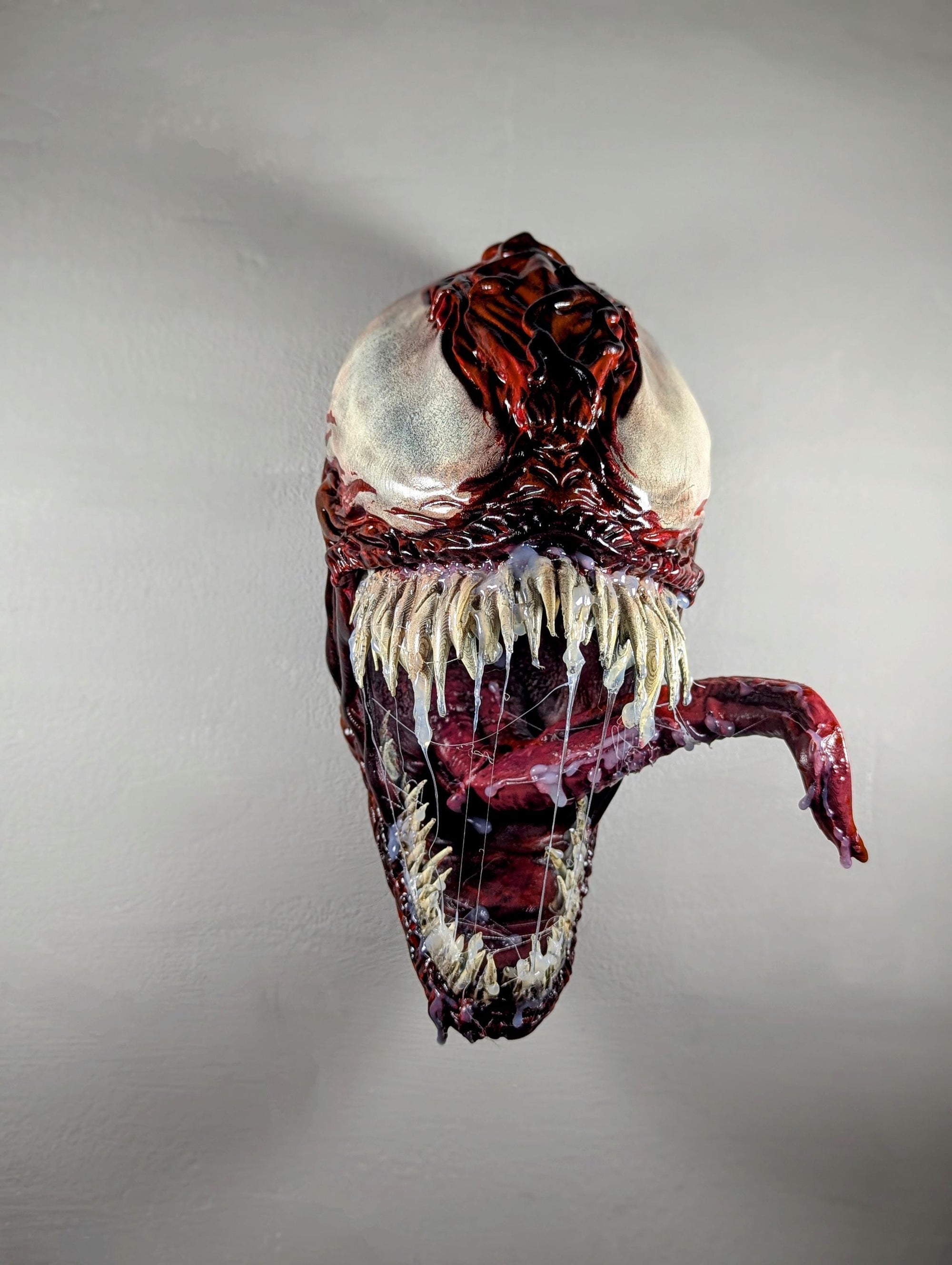 012 "CRNG" Crimson Chaos – Carnage Bust 3D Print – Hand-Finished Sculpture 24 × 15 × 17 cm – Unique Collector’s Piece