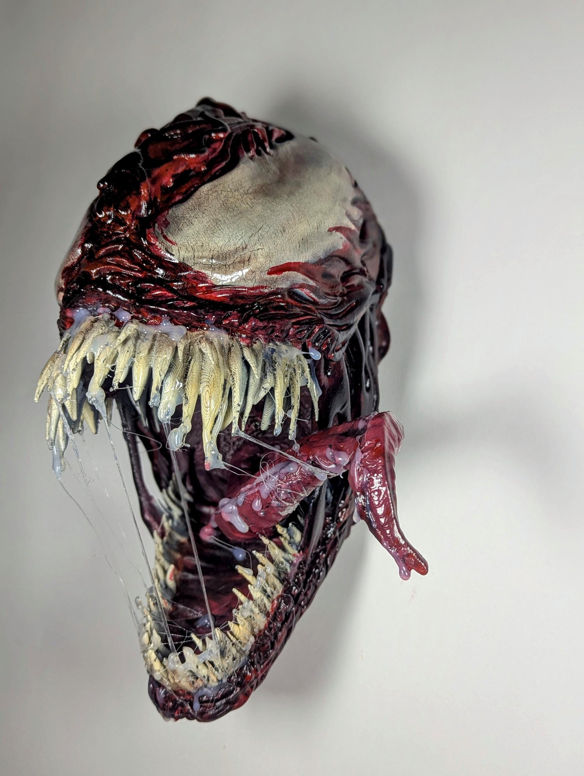 012 "CRNG" Crimson Chaos – Carnage Bust 3D Print – Hand-Finished Sculpture 24 × 15 × 17 cm – Unique Collector’s Piece