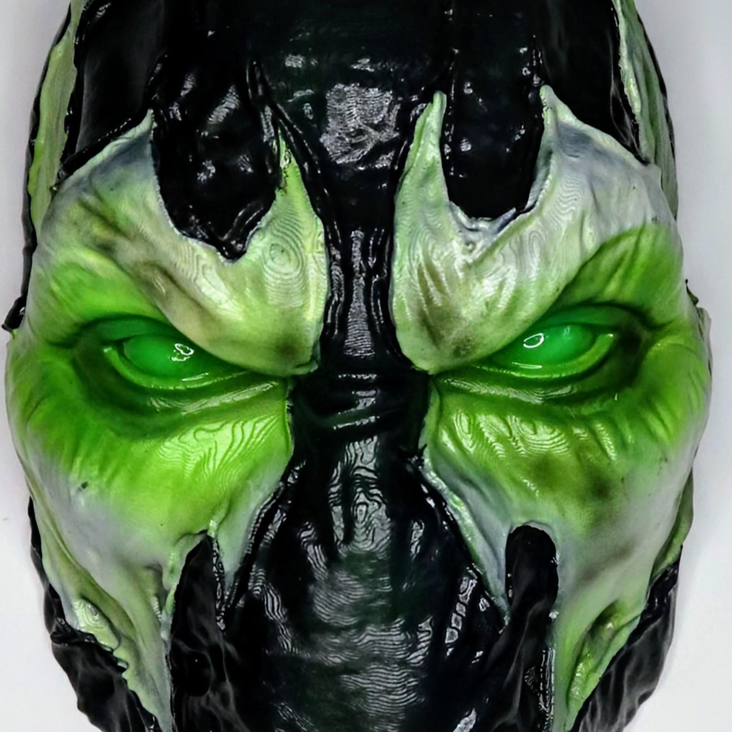 020 "SPW" – Testa a Muro Artistica di Spawn • Fan Art 3D Dipinta a Mano • 24×18×16 cm