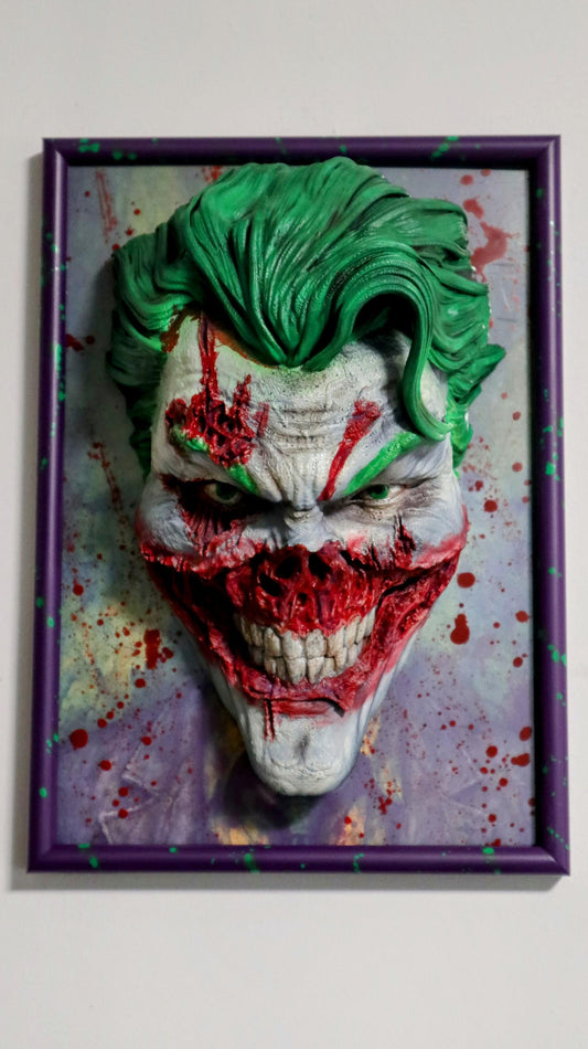 Why So Serious – Maschera 3D Joker su Quadro 30×22×12 cm • Cornice Viola Dipinta a Mano • Arte Horror con Effetto Sangue