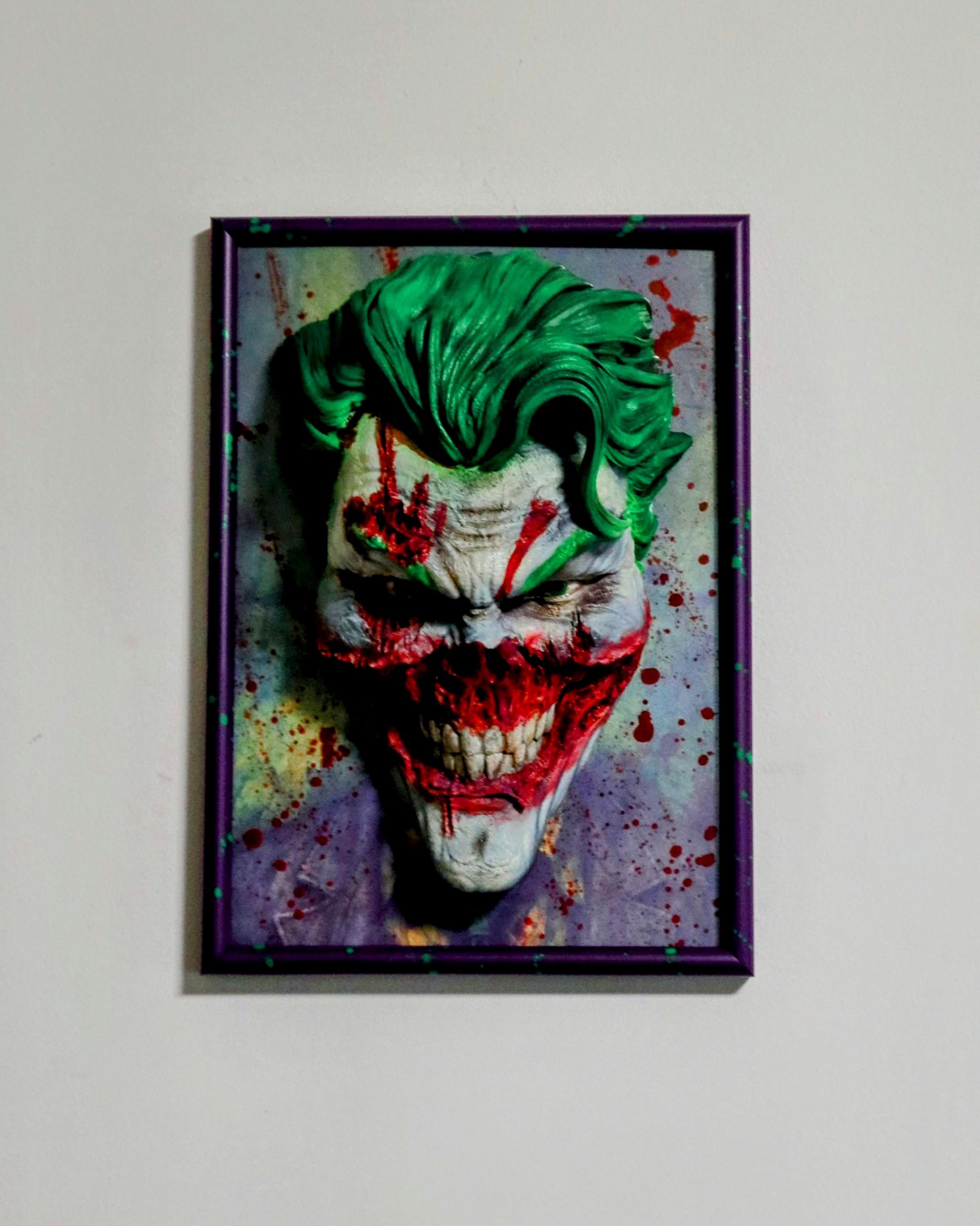 Why So Serious – 3D Joker Mask Wall Art 30×22×12 cm • Hand-Painted Purple Frame • Horror Blood Effect