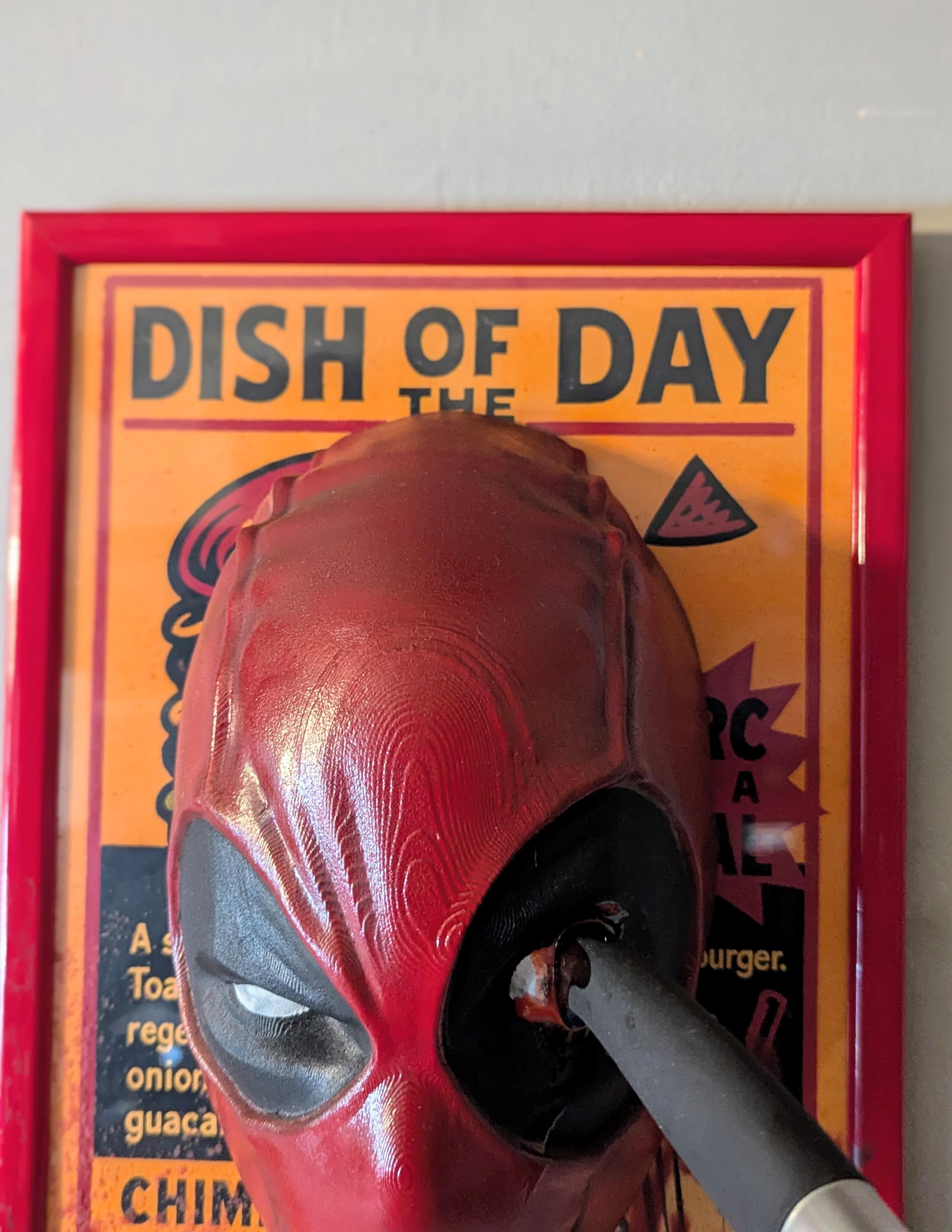 Chef is always right – Deadpool 3D Wall Art • Fan Art Pulp Dipinta a Mano • Cornice Rossa