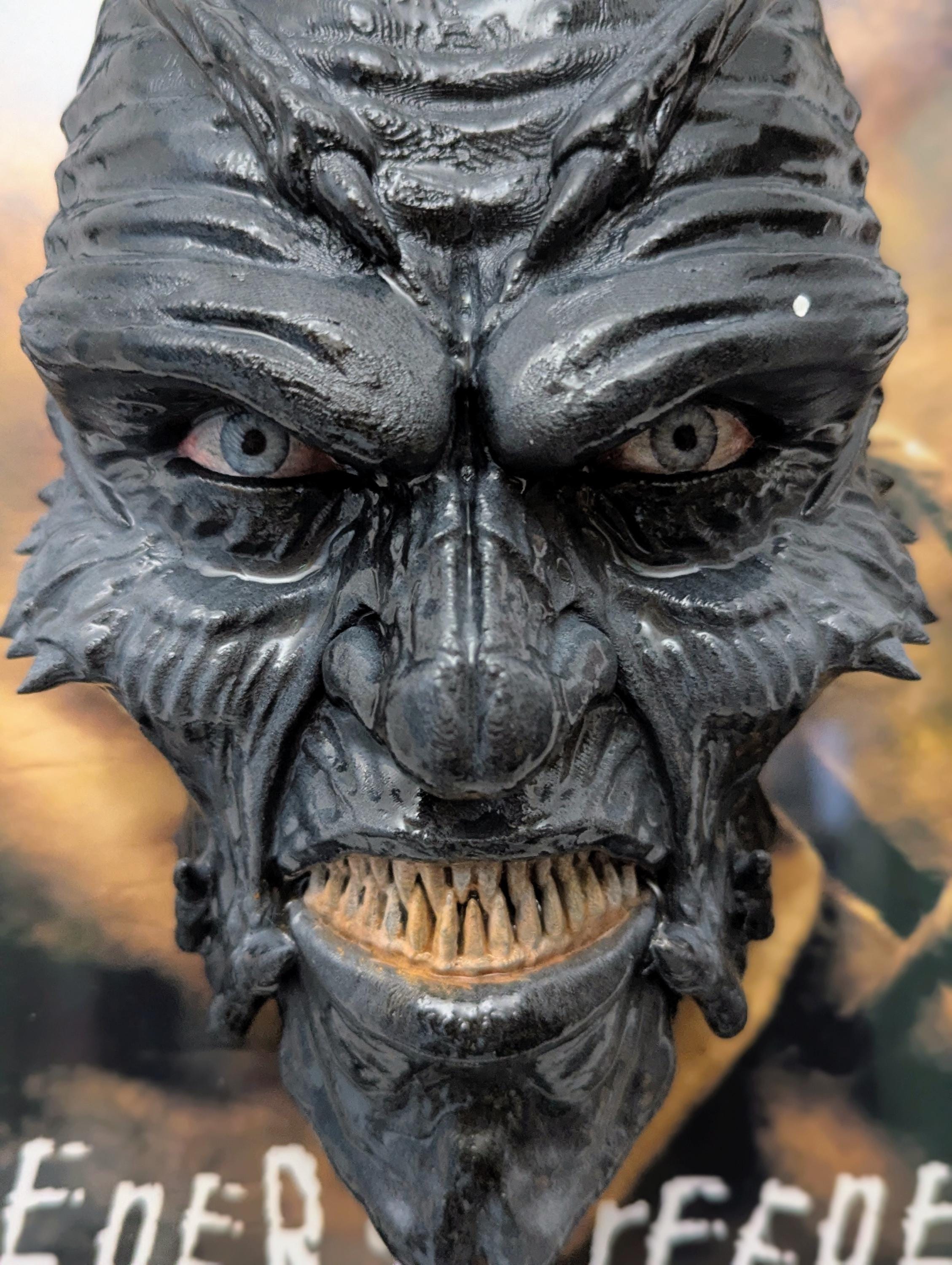 Jeepers Creepers – 3D Art Painting • Hand-Painted Fan Art • The Creeper • 30×22×12 cm