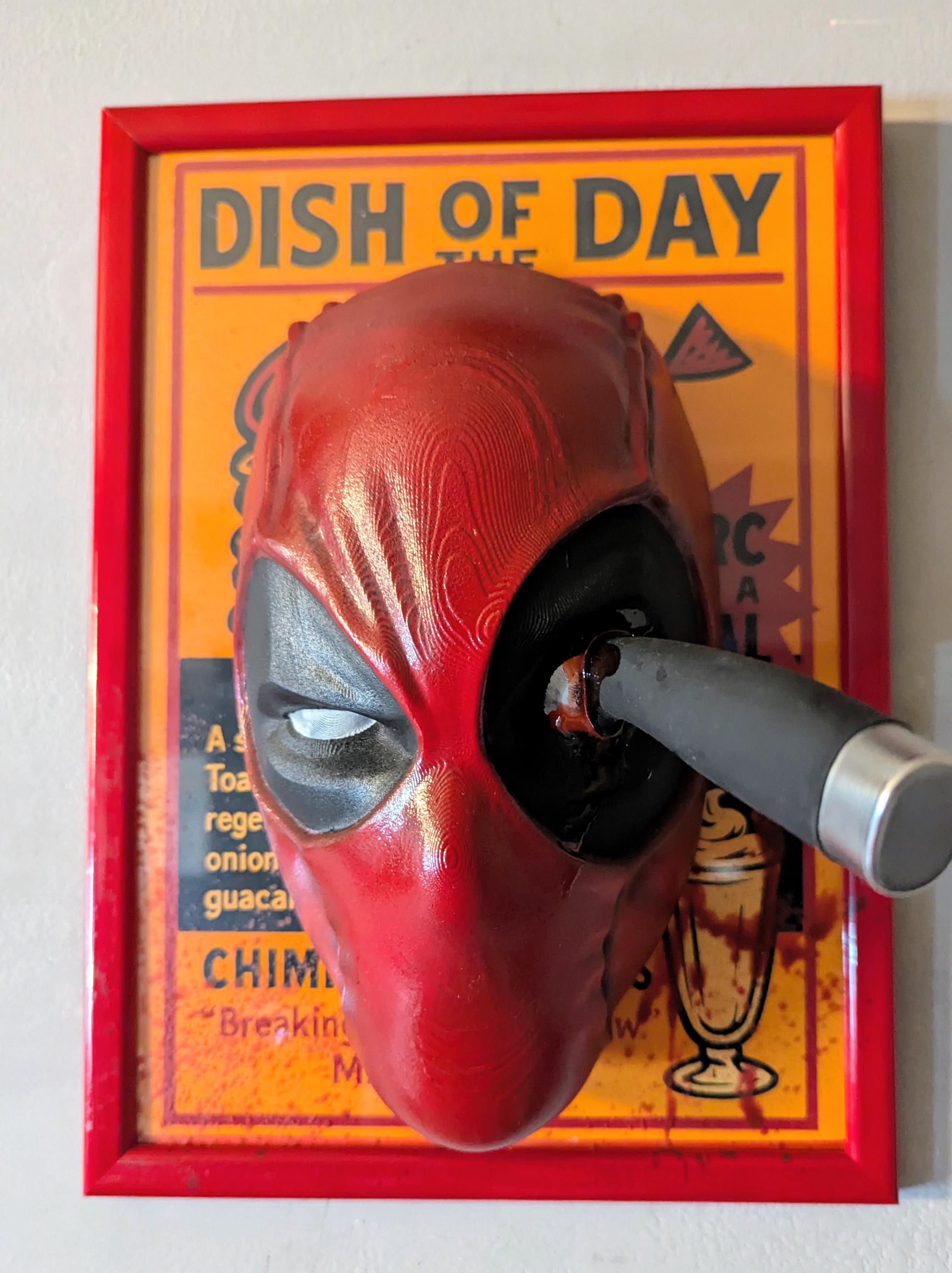 Chef is always right – Deadpool 3D Wall Art • Fan Art Pulp Dipinta a Mano • Cornice Rossa