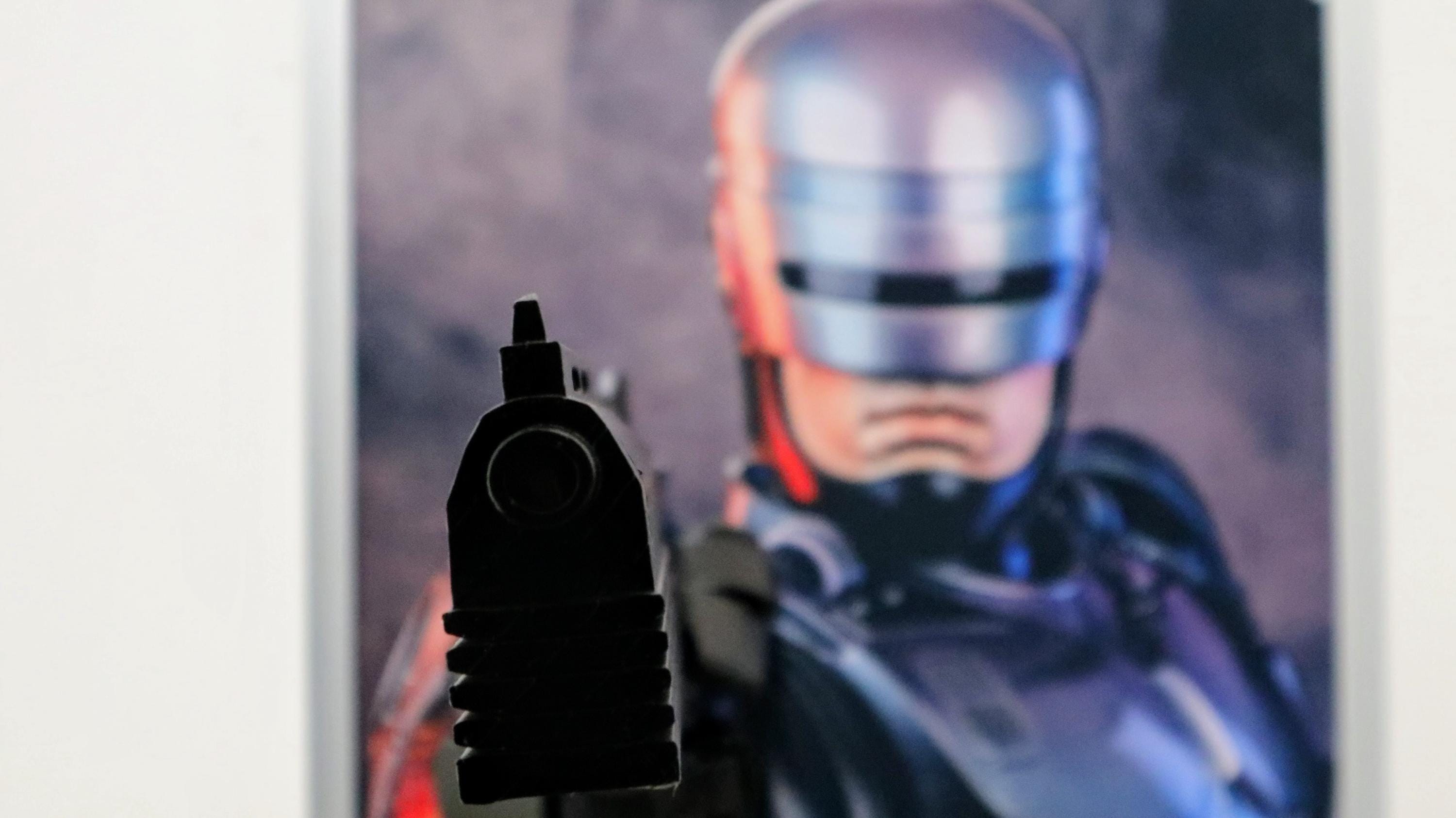 RoboCop • 3D Painting with Gun in Relief • 80s Cyberpunk Fan Art