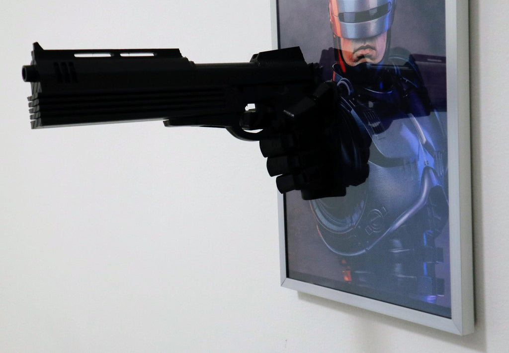 RoboCop • 3D Painting with Gun in Relief • 80s Cyberpunk Fan Art