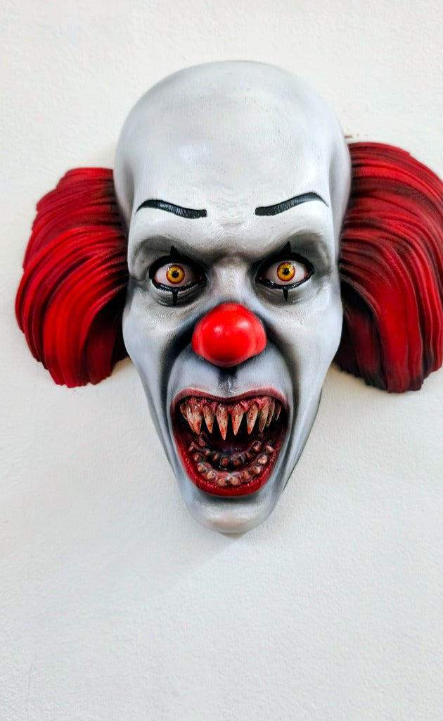 RELICS: The Last Cut - Pennywise 1990 (IT) — Dettaglio verticale dell'opera | The Frame Beyond