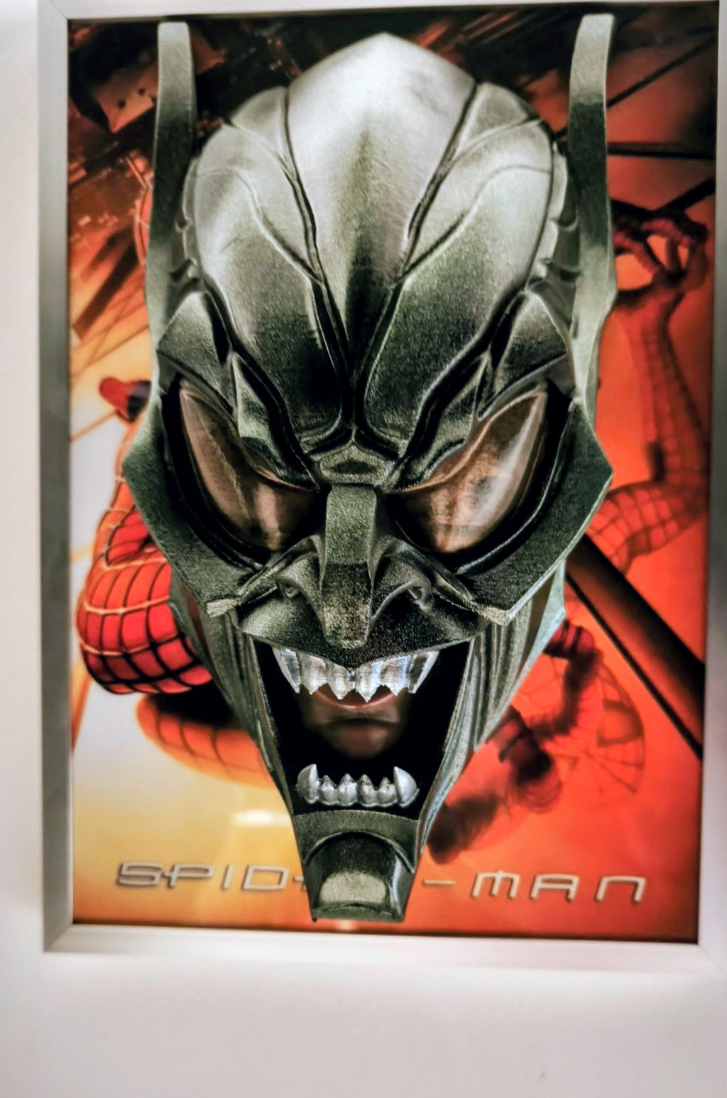 Spider-Man 2002 3D Wall Art - Green Goblin Handmade Frame | Framed Cults — Vista frontale | The Frame Beyond