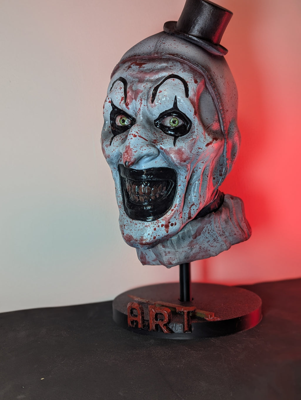Art the Clown – Scultura da Collezione Ispirata a Terrifier | Handmade Horror Figure