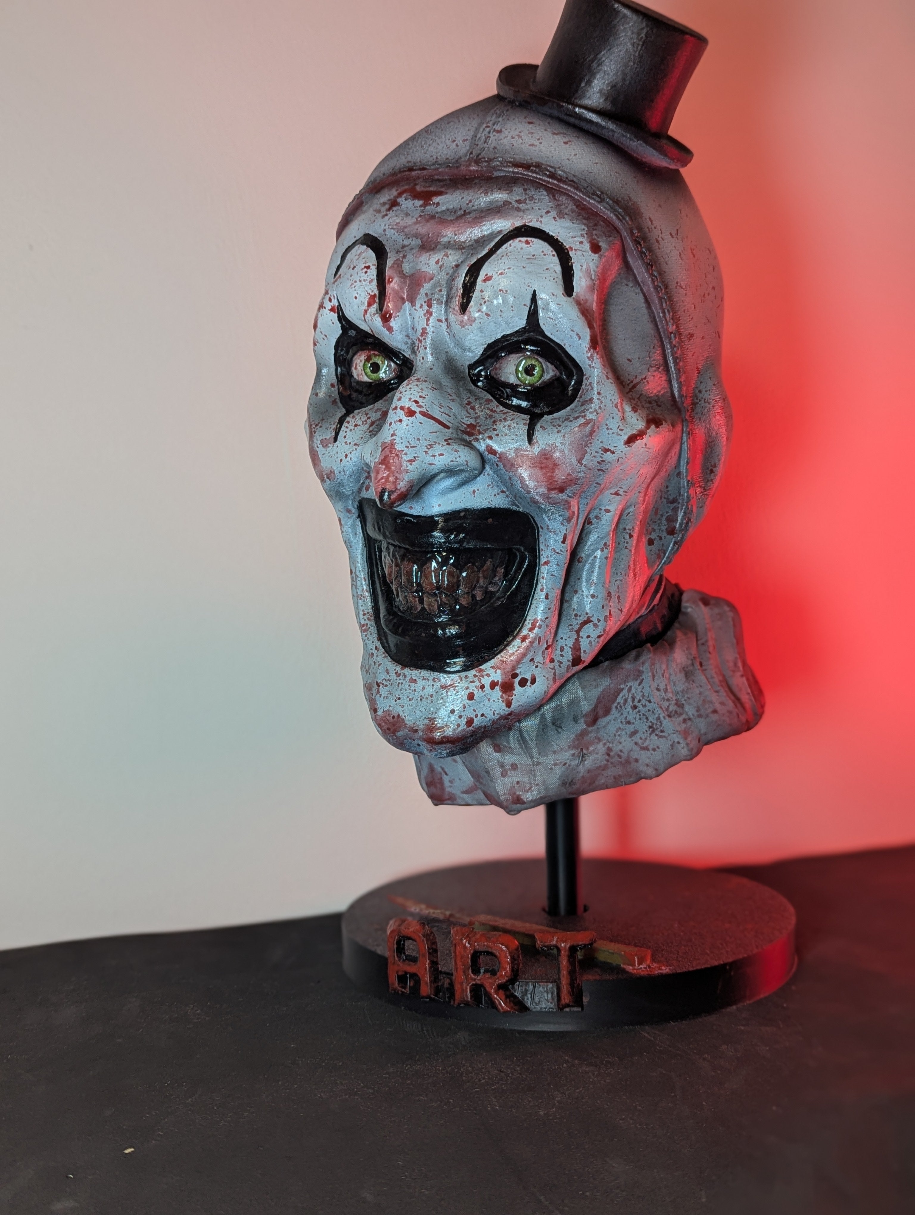 Art the Clown – Scultura da Collezione Ispirata a Terrifier | Handmade Horror Figure
