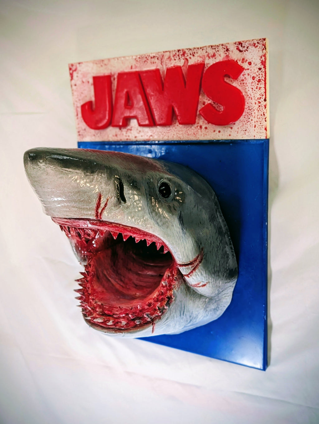 Apex Predators – Shark's bite