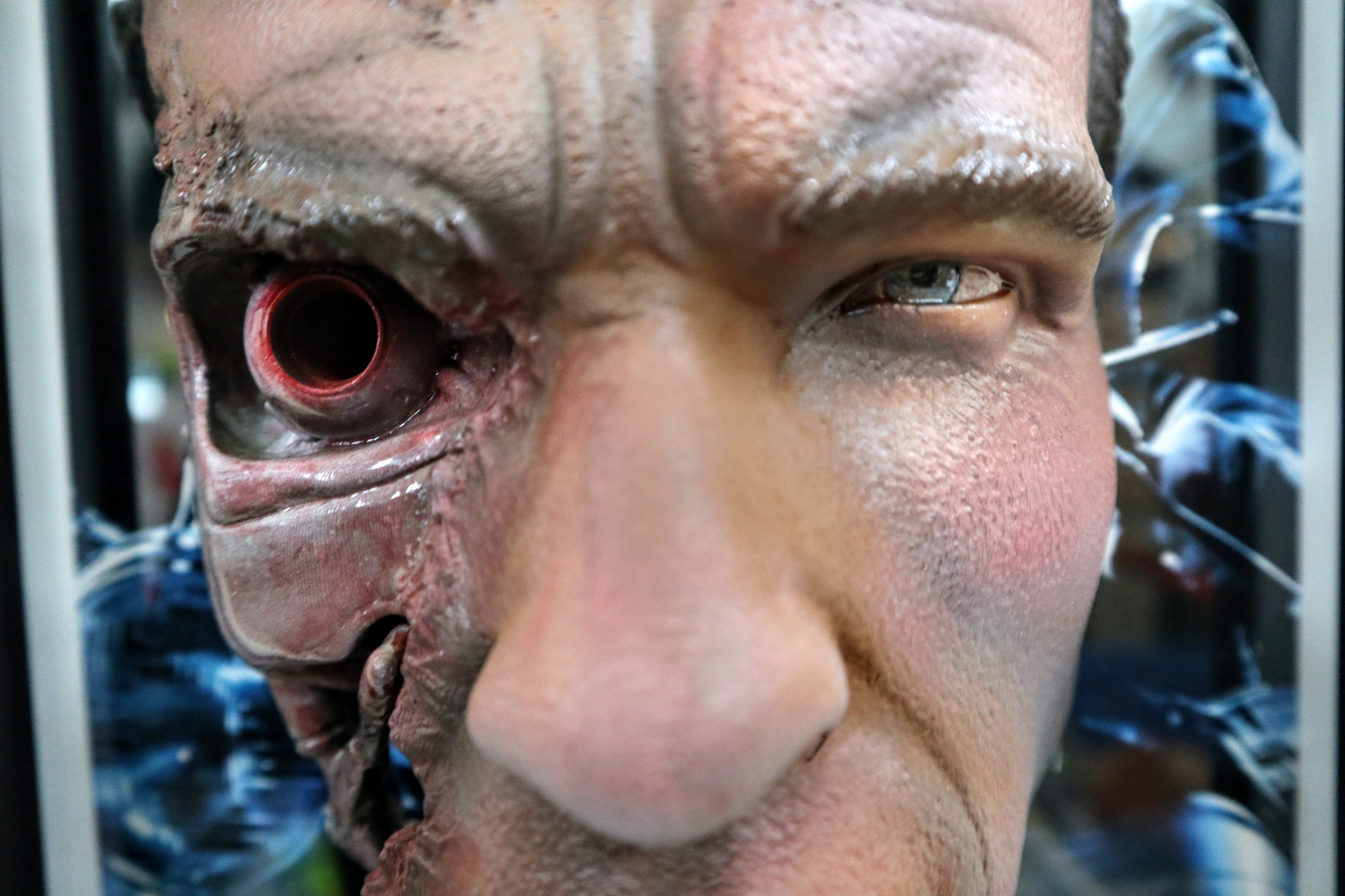 FRAMED CULTS - T-800