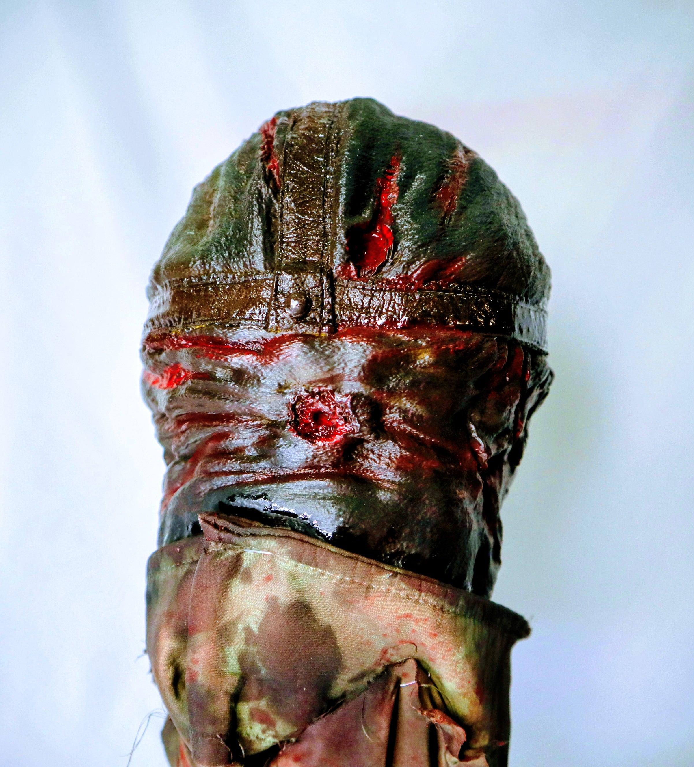 RELICS: The Damned – Jason Voorhees
Busto de Horror Pintado à Mão | Friday the 13th | The Frame Beyond