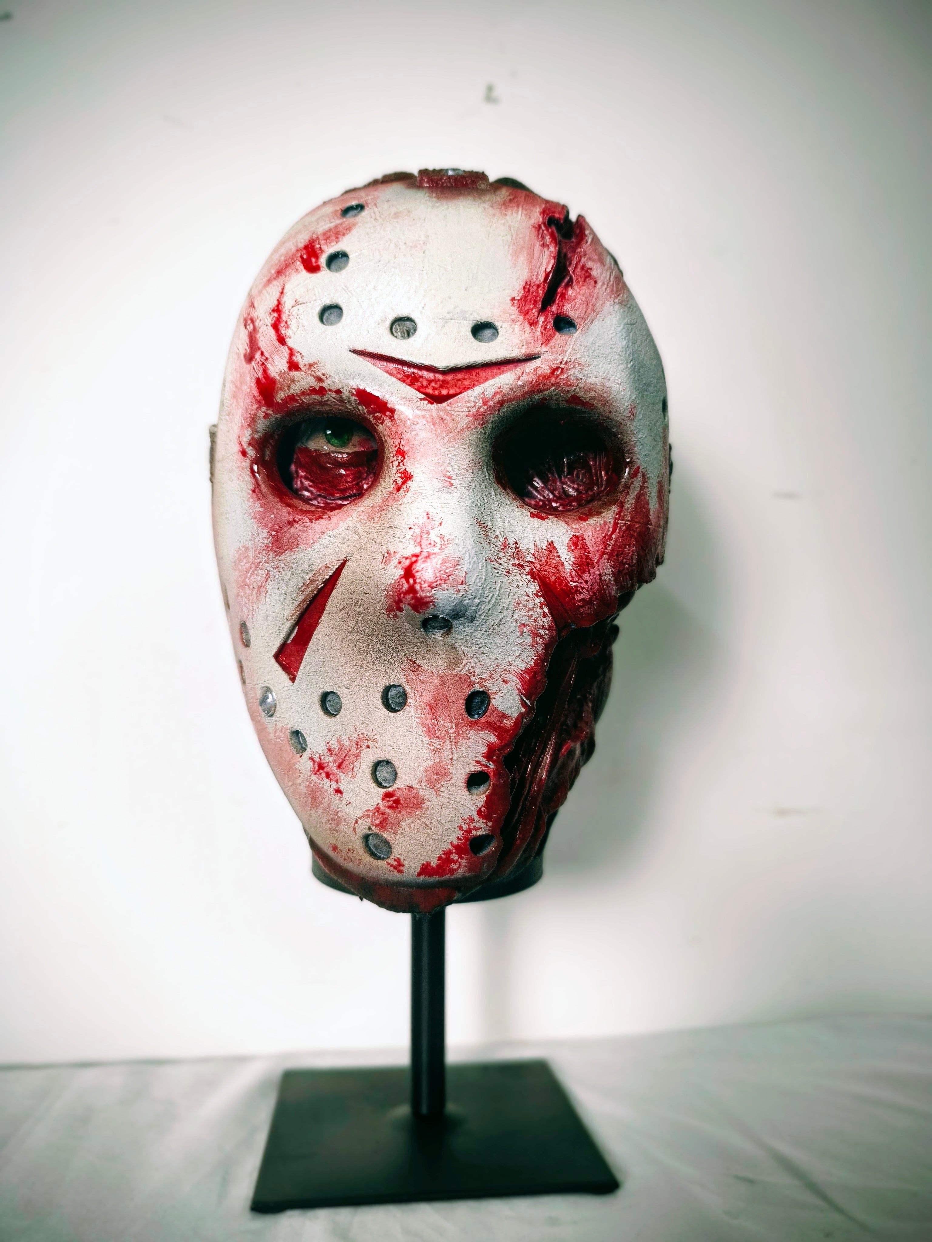 Jason Voorhees - The Exhibit — Vista dall'alto | The Frame Beyond