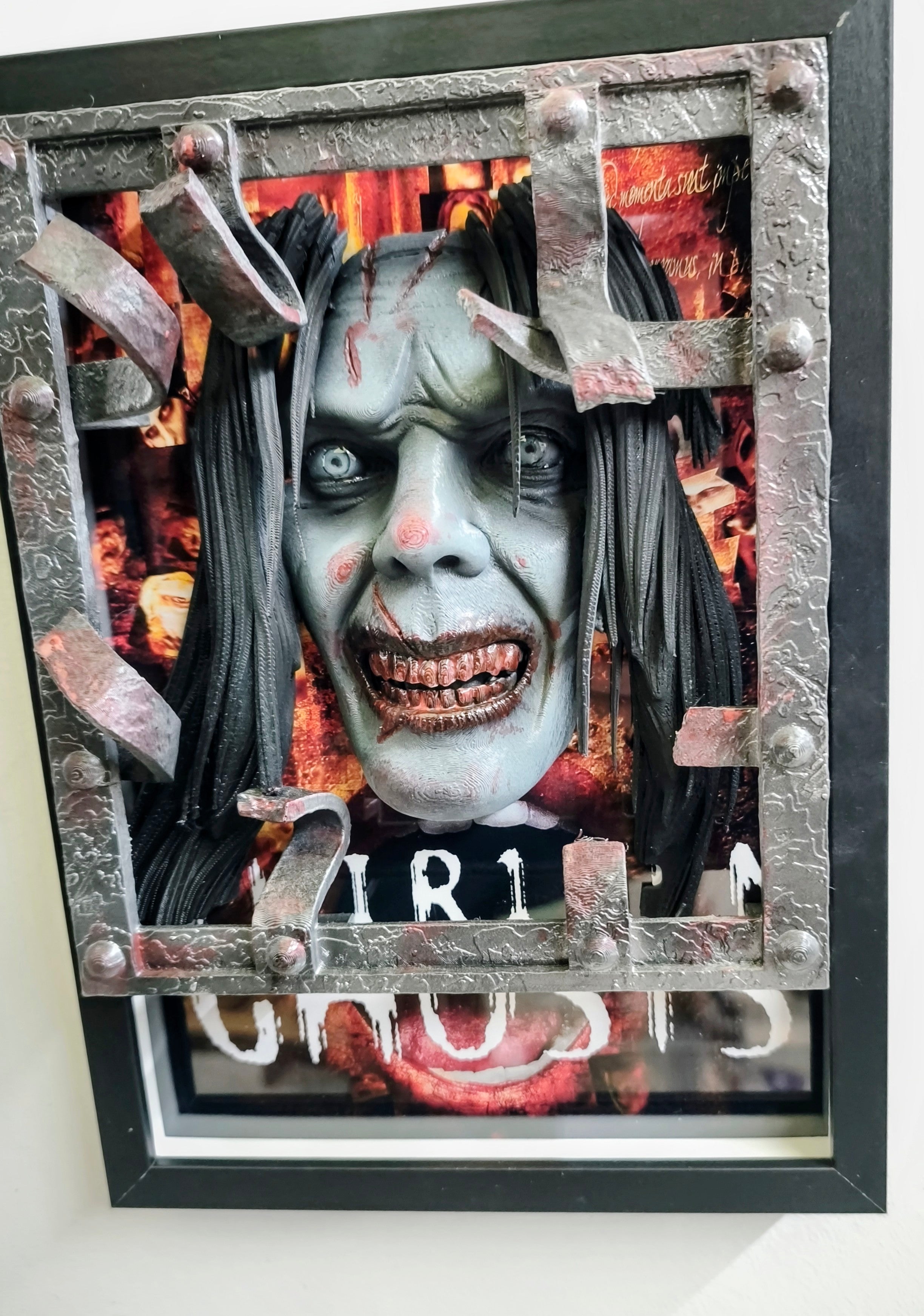 Nightmares in Frame - The Jackal (13 Ghosts) — Dettaglio 3 | The Frame Beyond