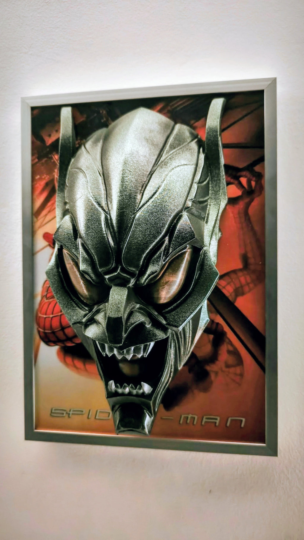 Spider-Man 2002 3D Wall Art - Green Goblin Handmade Frame | Framed Cults — Vista in primo piano | The Frame Beyond