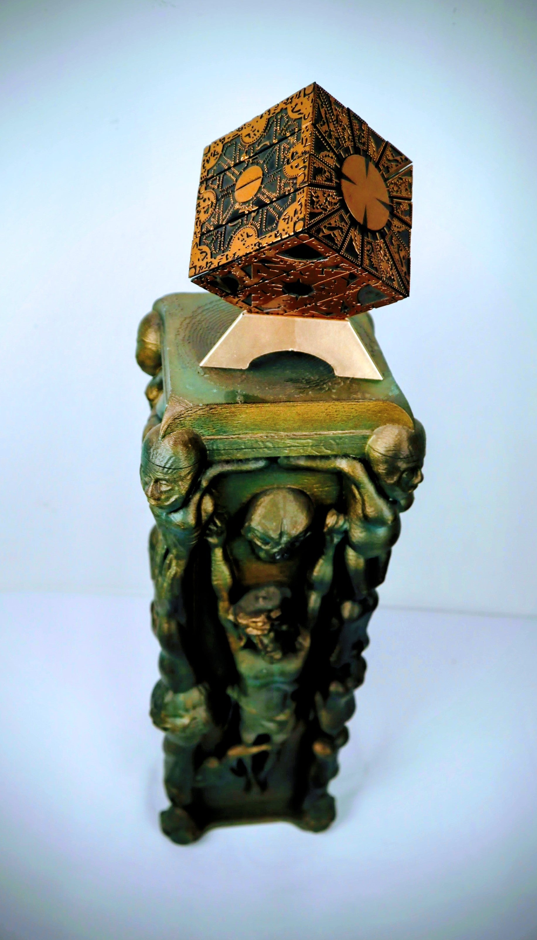 Pillar of Souls – Hellraiser Sculpture