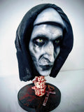 Valak ( The Nun) - RELICS: The Last Cut — Vista frontale | The Frame Beyond