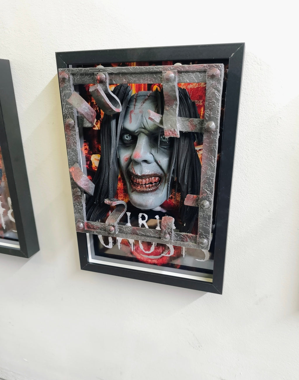 Nightmares in Frame - The Jackal (13 Ghosts) — Dettaglio 5 | The Frame Beyond
