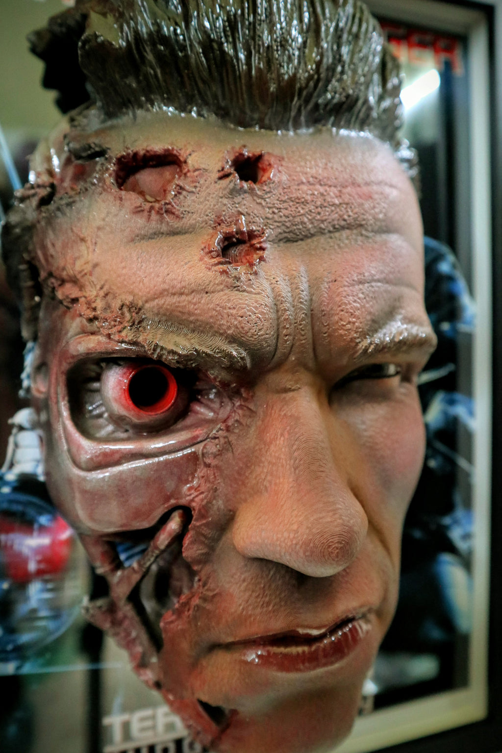 FRAMED CULTS - T-800