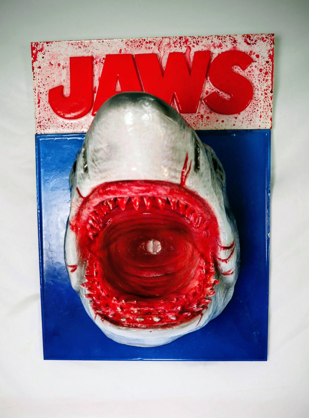 Apex Predators – Shark's bite