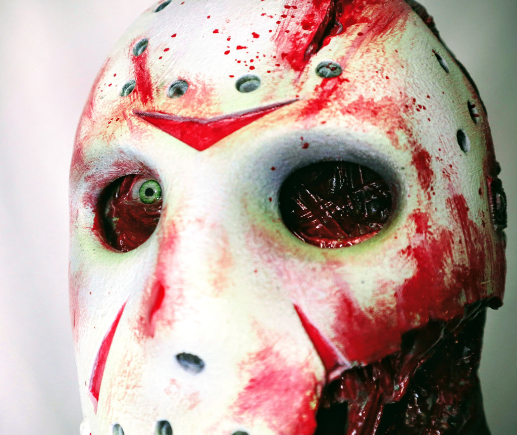 RELICS: The Damned – Jason Voorhees
Busto de Horror Pintado à Mão | Friday the 13th | The Frame Beyond