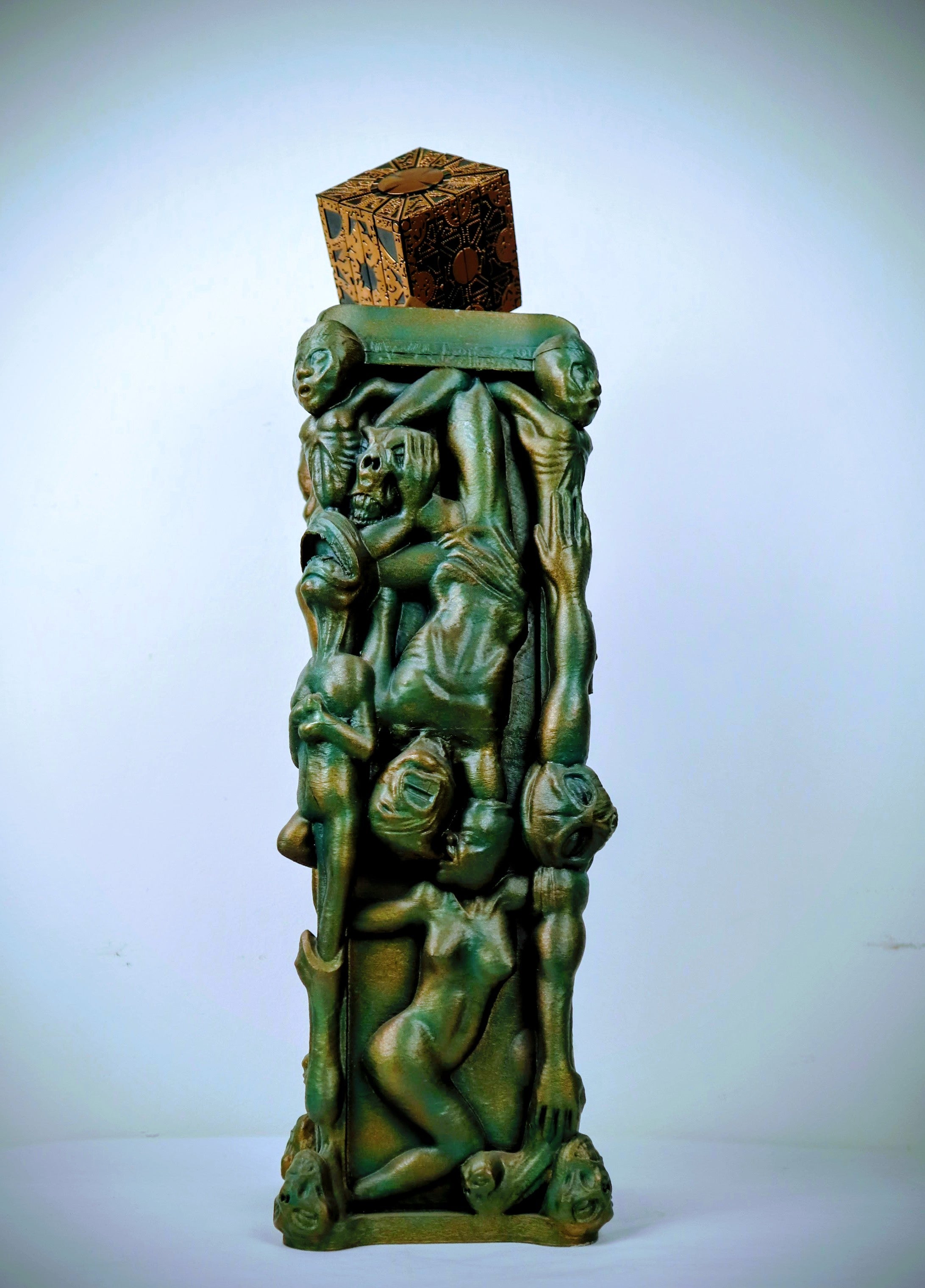 Pillar of Souls – Hellraiser Sculpture