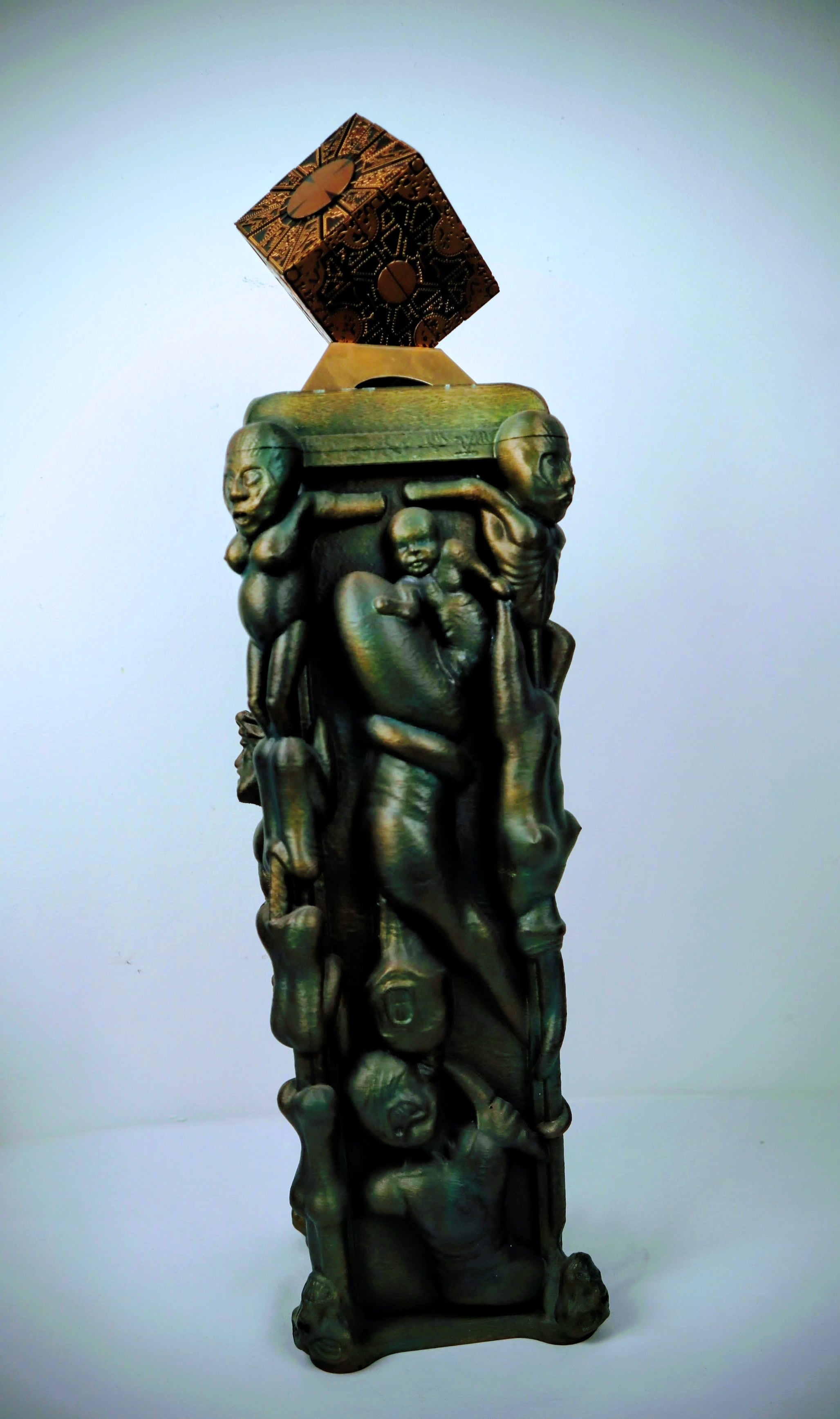 Pillar of Souls – Hellraiser Sculpture