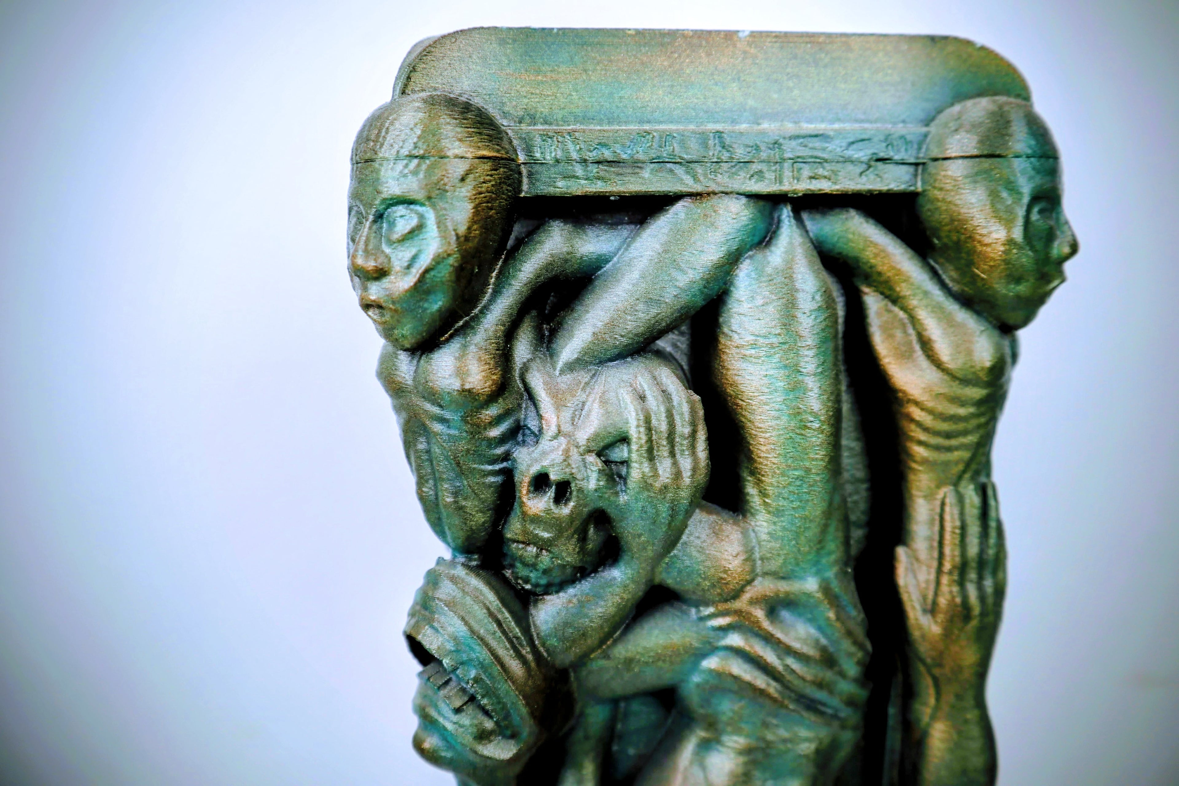 Pillar of Souls – Hellraiser Sculpture