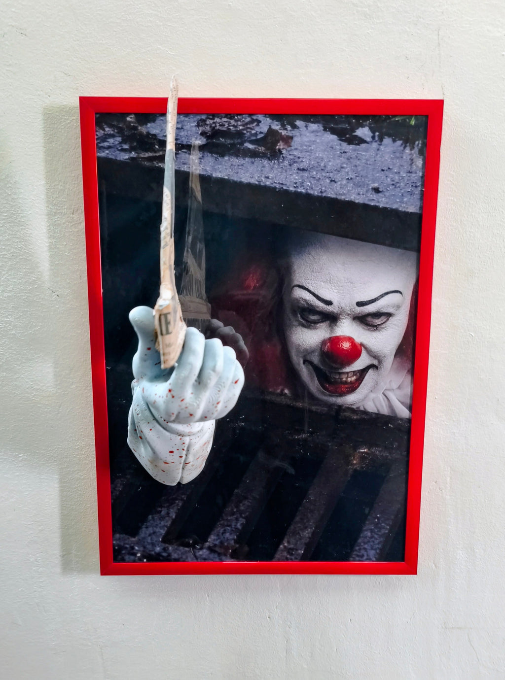 Nightmares in Frame - Pennywise Classic (1990) | Quadro 3D con Braccio e Barchetta a Sbalzo (15 cm)