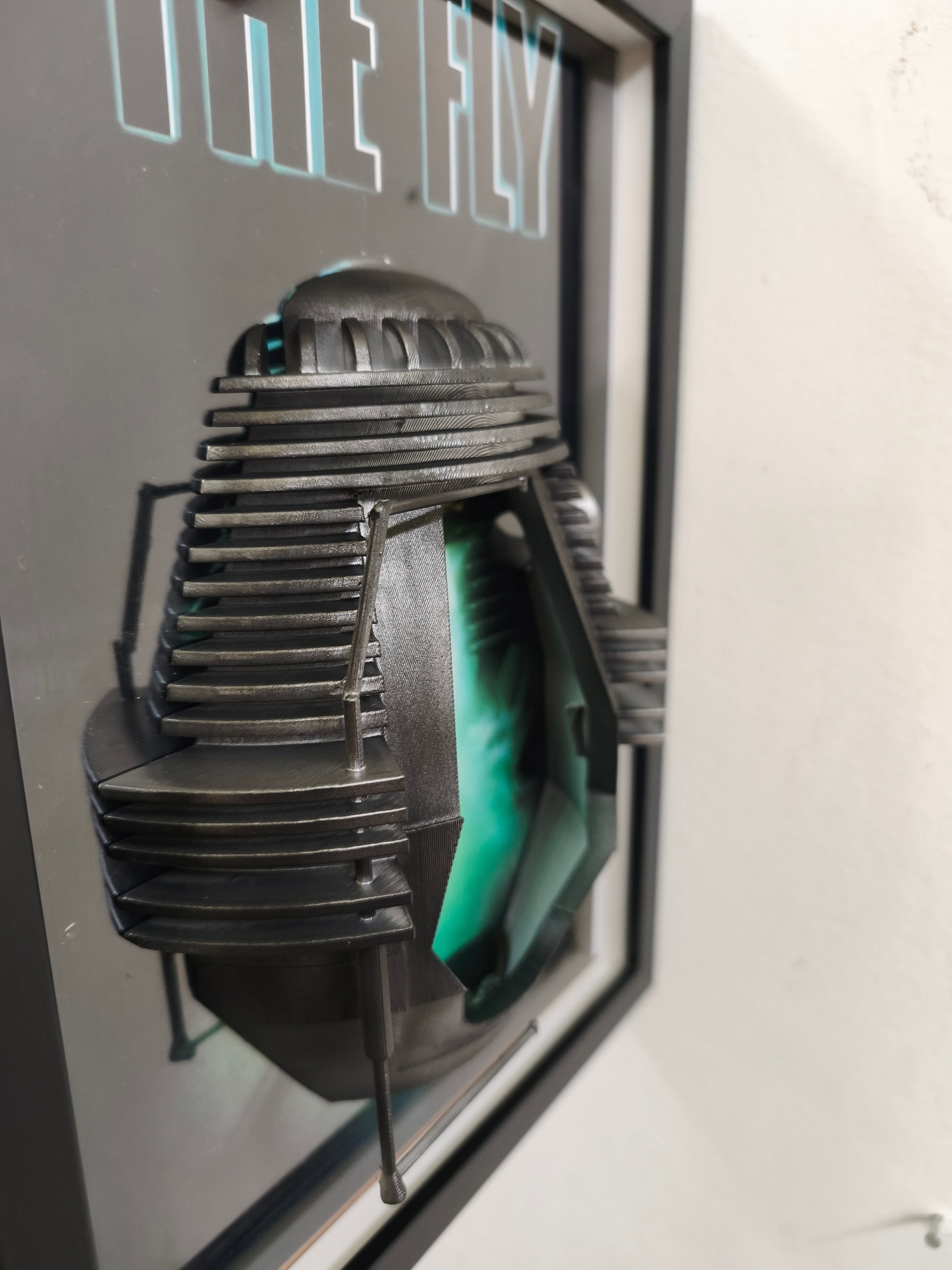 Nightmares in Frame - Telepod (The Fly 3D Wall Art) — Vista dall'alto | The Frame Beyond
