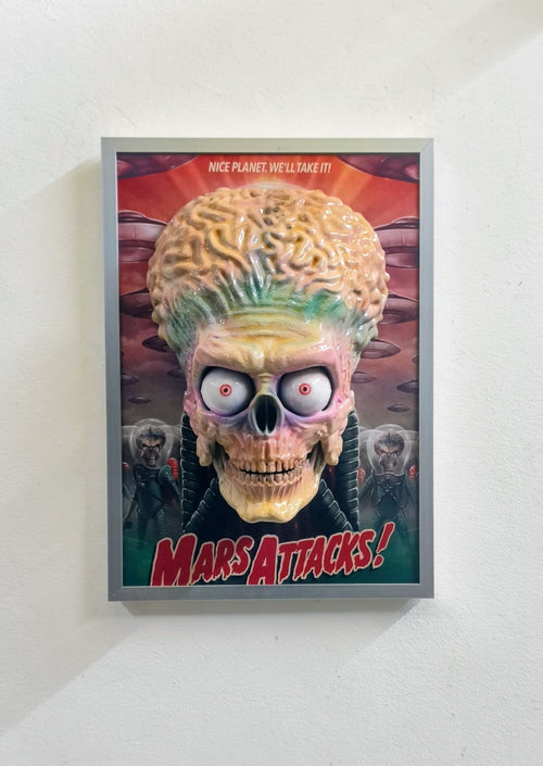 Nightmares in Frame - Mars Attack Alien — Vista frontale | The Frame Beyond